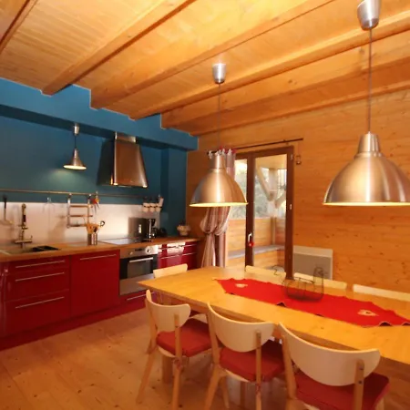 Chalet Mont-dore, 4 Pieces, 8 Personnes - Fr-1-608-2