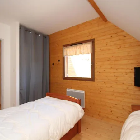 Chalet Mont-dore, 4 Pieces, 8 Personnes - Fr-1-608-2 Chalé